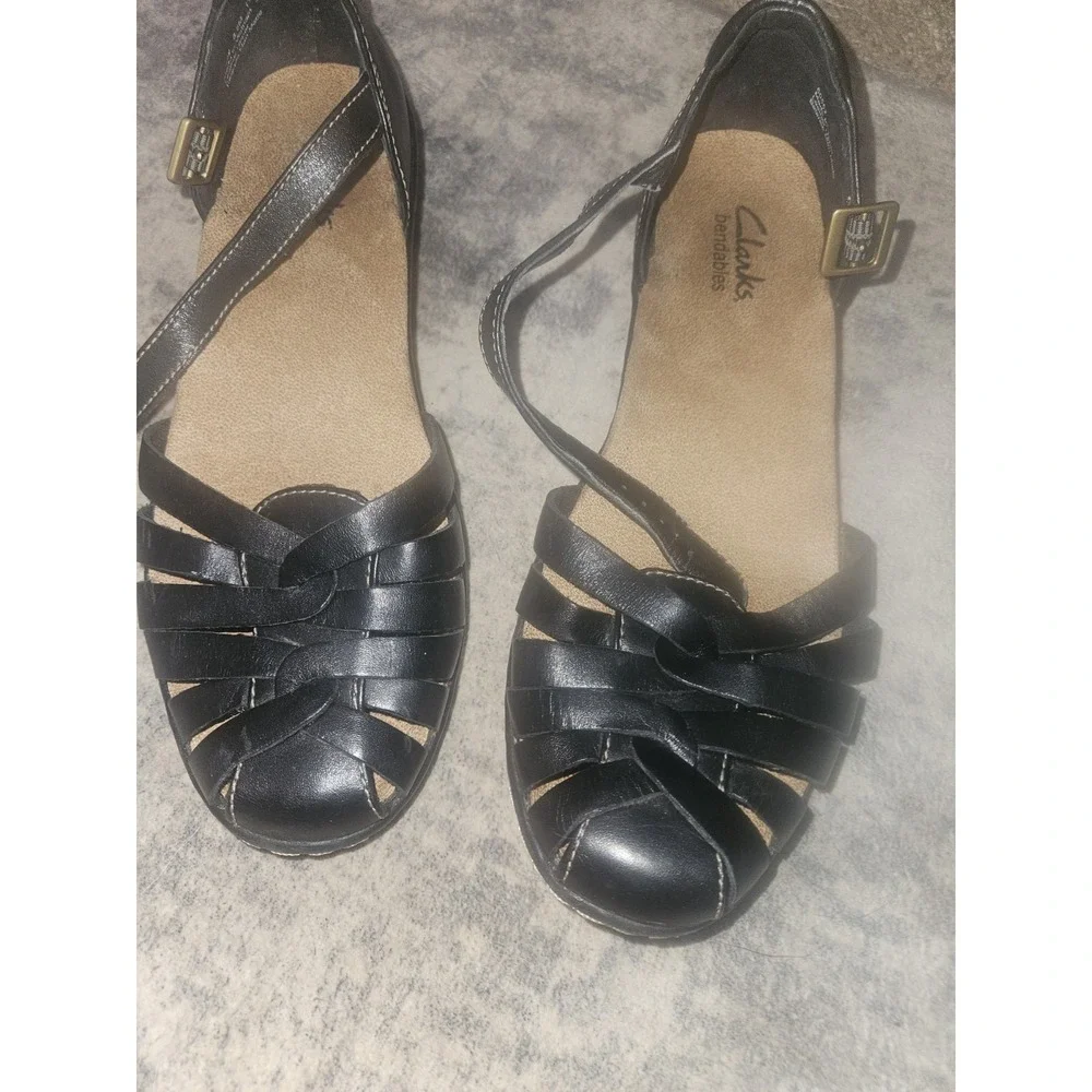 Clarks Bendables Wendy Land Black Leather Closed Toe Wedge Womens 6.5 M  Sandals
